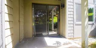 Renton Condo with Private Patio, Pool & Covered Parking! Gallery 17