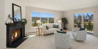 Top Floor Queen Anne Unit! (Beautiful views & 3 Parking Spaces) Gallery 9