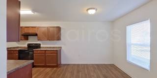 924 Sanford Lane Gallery 6