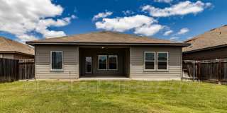 2126 Silver Maple Gallery 38