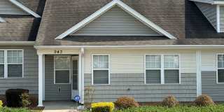 Vintage Place Townhome - 3BR/2BA Gallery 1