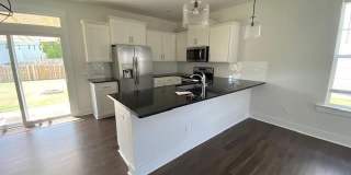 116 Whitaker Way N Gallery 4