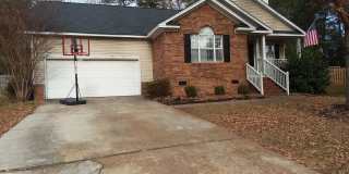 3 bedroom, 2 bath with 1480 sq ft of living space. Gallery 1