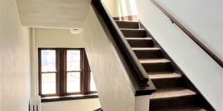 Town & Country Apartments Gallery 2