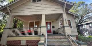 DOWNTOWN house with W/D avail NOW! Gallery 1