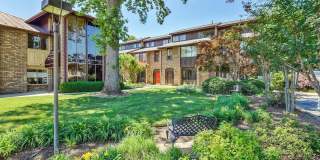 311 MAPLE AVE W #C Gallery 1