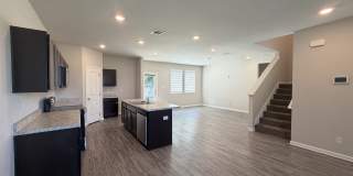 18317 Fox Hollow Loop Gallery 1