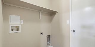 Cozy 3 Bedroom home in Socorro with Refrigerated Air! Gallery 7