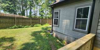 Room in 2 Bedroom Home in Atlanta Room in 2 Bedroom Home in Atlanta Gallery 1