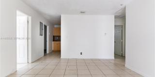 415 N 60th Way Gallery 21