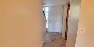 EXCELLENT TOWNHOME IN TEMPE! Gallery 3