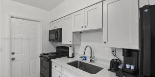 717 SW 13th Ave Gallery 3