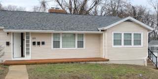 215 North Ninth Street Gallery 1