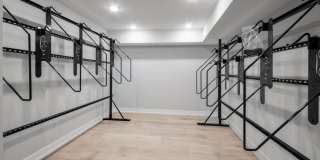 1347 N Noble Gallery 6