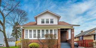 247 W Palatine Road Gallery 1