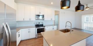 The Prospector Modern Apartments Gallery 10