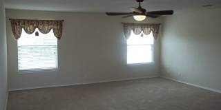 BEAUTIFUL 5 BEDROOM, 3.5 BATHROOM HOME! Gallery 14