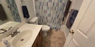 2 Bedroom Condo in Loveland Gallery 13