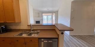 SW Littleton Top Floor Condo with Mountain Views! Gallery 6