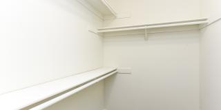 Remodeled 3 Bed Penthouse Condo Gallery 13