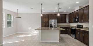 16280 Oakview Drive Gallery 7