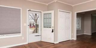 Unicorn alert!!!  5 bedroom 2 story home of your dreams! Gallery 4