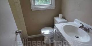 1223 N Cottage Gallery 8
