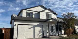 Recently renovated Three-Bedroom home with large backyard Gallery 1