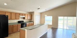 Cozy 4/2 Single-family home in beautiful Groveland!! Gallery 6