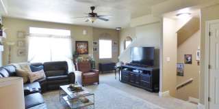 3 Primary Suites 2 Car Garage Townhome in Sandy 3 Primary Suites 2 Car Garage Townhome in Sandy Gallery 5
