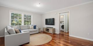 Coddington Point Gallery 10