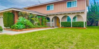 5822 Newman Street Gallery 1