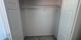 Fully Renovated 3 Bed 2.5 Bath Townhome w/ 1 Car Garage & Yard! Gallery 24