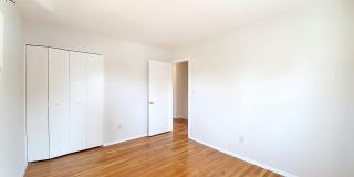702 W EDMONSTON Drive Gallery 31