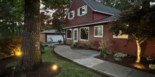 7237 SW Canyon Drive ~ Charming Duplex in Prime Location Gallery 17