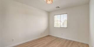 10808 Wallflower Avenue Gallery 43