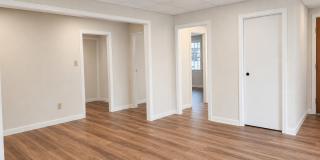 141 Walnut Street Gallery 9