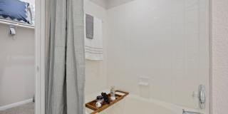 Artisan Apartments & Shops Gallery 33