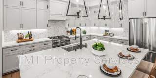 9001 Ventura Street Gallery 21