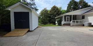 Charming 3 Bedroom Ranch Home in the Heart of Lawrenceville! Gallery 16