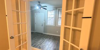 1246 QUEEN Street NE unit: 2 Gallery 17