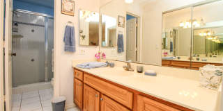 ** SMOKEHOUSE BAY OF MARCO ** 2/2 SEASONAL UNIT ON MARCO ISLAND AVAILABLE ** BEST WATERWAY VIEW HERE ** Gallery 71