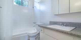 Sunland Park Apartments Gallery 18