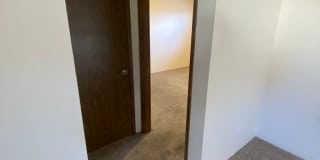 1 Bedroom 1 Bathroom at Hollywood Park Apartments Gallery 34
