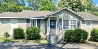 3 Bedroom 2 bath home on Park Street Gallery 1