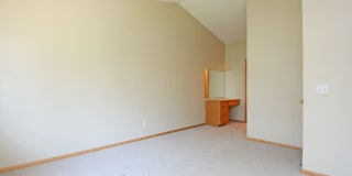 Beautiful 3 bedroom + Den, 2 Bathroom, 3 car garage single family home. MUST SEE! Gallery 21