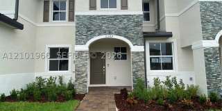 2589 SE 25th Dr Gallery 1
