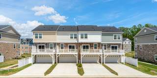 Highlands EVOLV Rental Townhomes Gallery 23