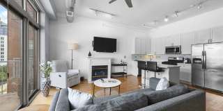 950 W MONROE Street Gallery 5