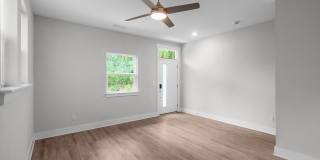 570 West End Drive Gallery 7